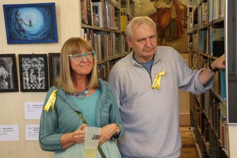 Vernisáž výstavy Tvoříme Jabok - návštěvníci ""